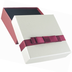 Pudełko ozdobne na biżuterię etui 9 cm x 9 cm  x 3 cm - VERSIL